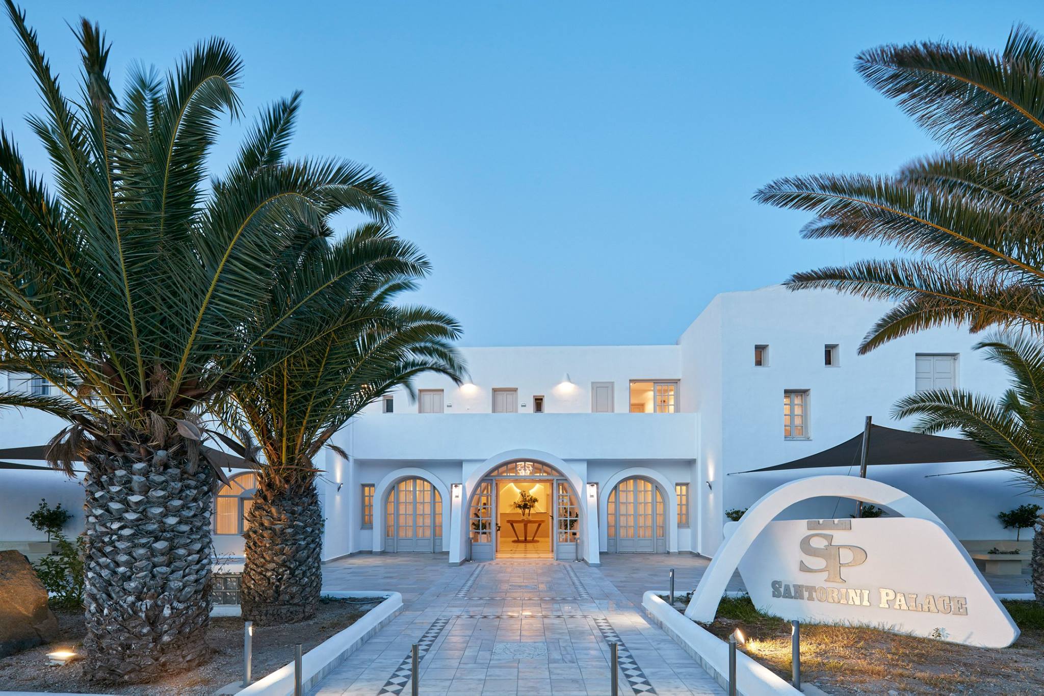 palace santorini