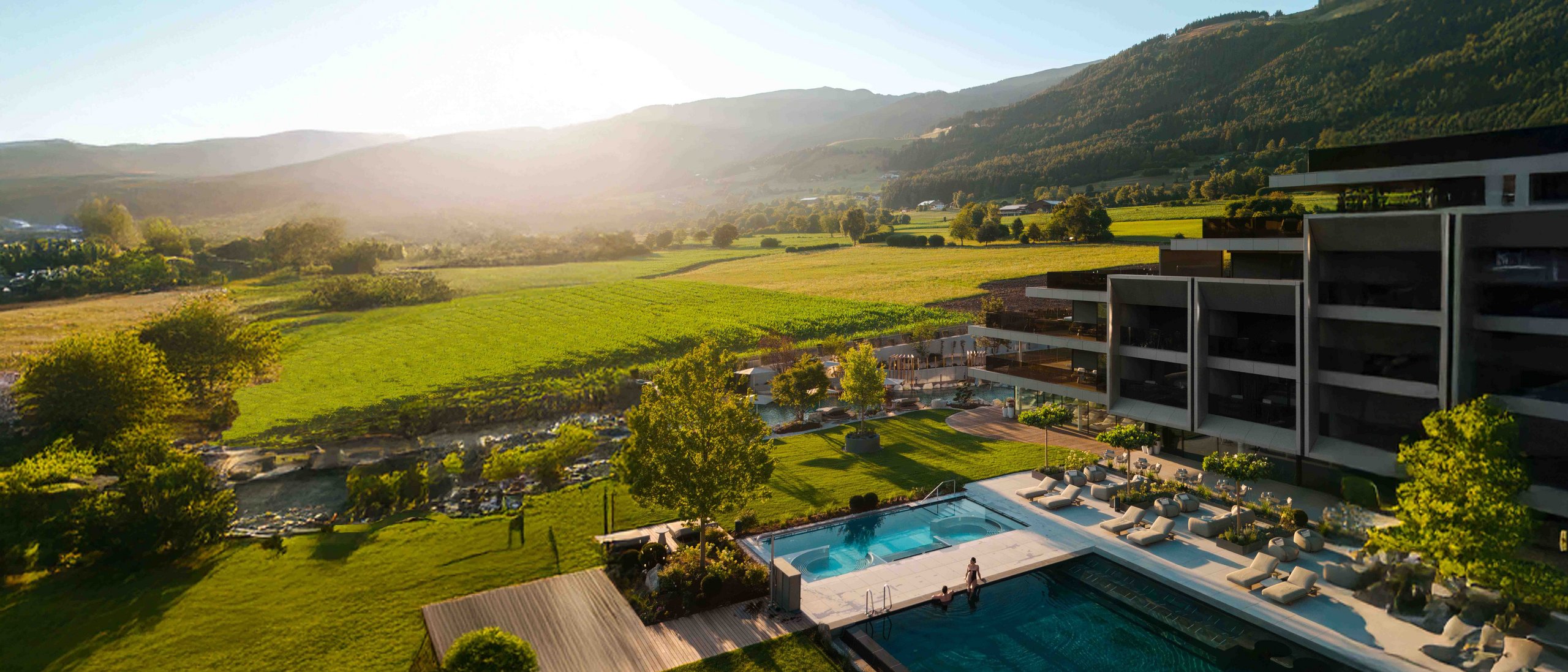 Winklerhotels Autumn Special Offers in the Dolomites with Alpine Adventures Winklerhotels luxury spa resorts autumn offer in the Dolomites with Alpine Adventures